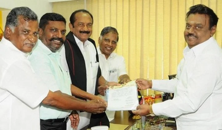 விஜயகாந்தை சந்தித்த மக்கள் நலக் கூட்டணி தலைவர்கள்
