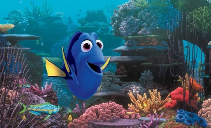 ஹாலிவுட் திமிங்கலங்களை விழுங்கிய சின்ன மீன் டோரி