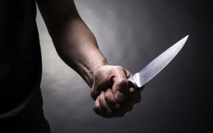 திருமணத்துக்கு மறுத்த அக்கா மகளை கத்தியால் குத்திய மாமன்!