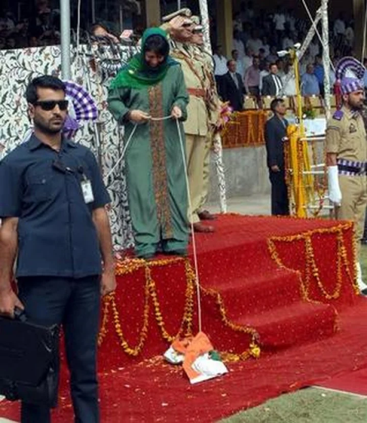 காஷ்மீர் முதல்வருக்கு வந்த சோகம்