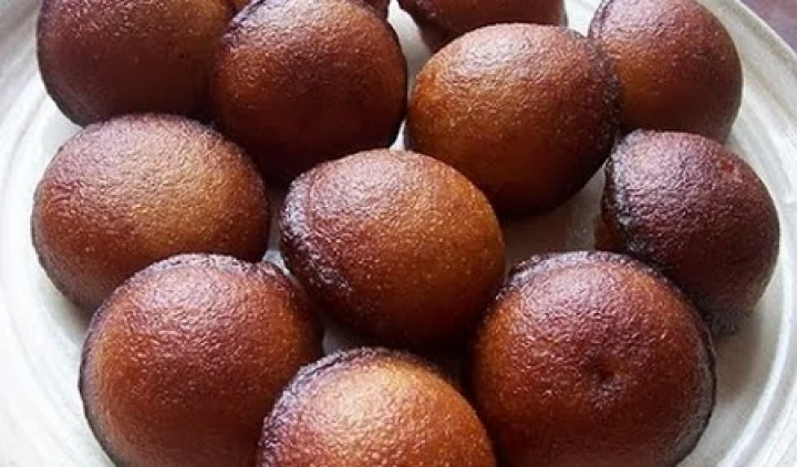 கேரளா  ஸ்பெஷல் உண்ணியப்பம்