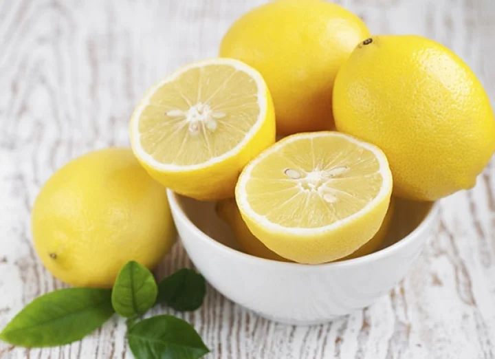 અડધુ લીંબૂ 