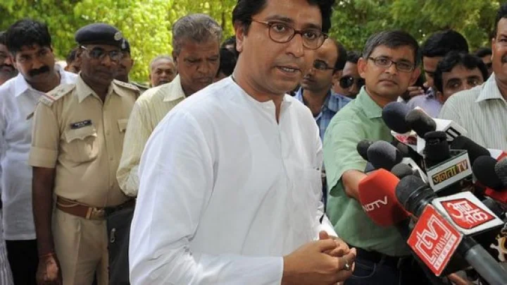 பாகிஸ்தானிய நடிகரை வைத்து படம் தயாரித்தால் ராணுவ நலனுக்கு நிதி தரவேண்டும்: ராஜ் தாக்கரே