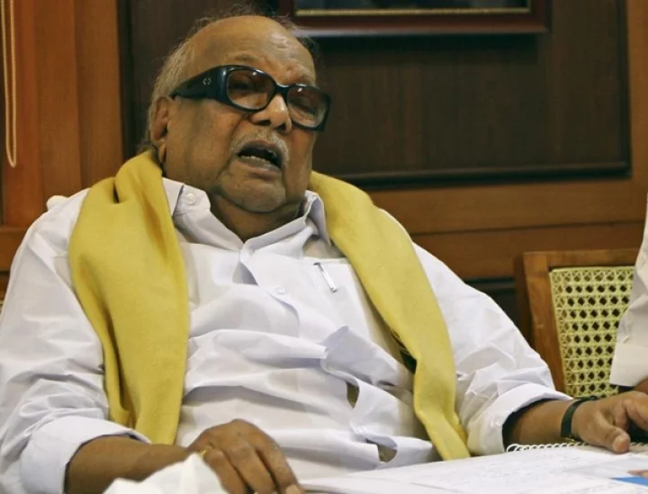 அவசரக் கோலத்தில் அள்ளித் தெளி - மோடியை தாக்கிய கருணாநிதி