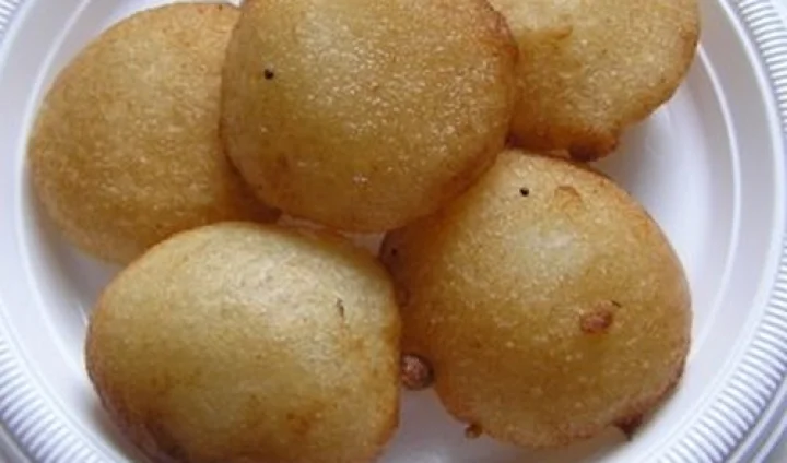 ரவா இனிப்பு பணியாரம் சமைப்பது எப்படி..?