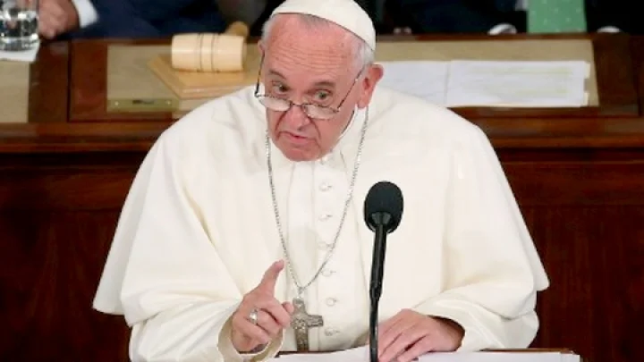 பெண்கள் எப்போதும் பாதிரியாராக முடியாது: போப் பிரான்சிஸ்