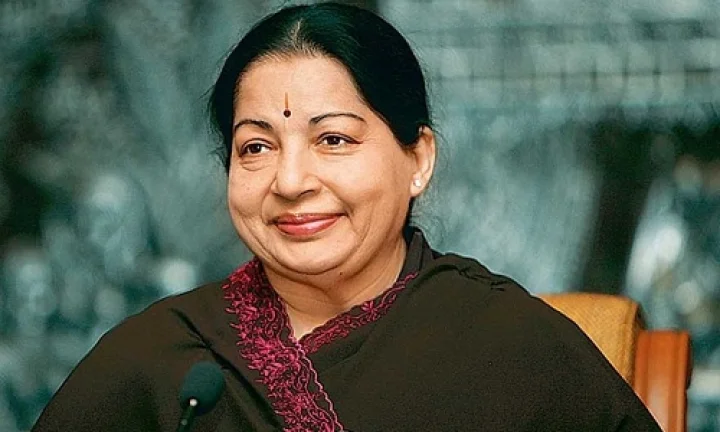 காதல் கடிதம் எழுதிய ரசிகருக்கு ஜெ. அனுப்பிய பதில் : சுவாரஸ்ய தகவல்