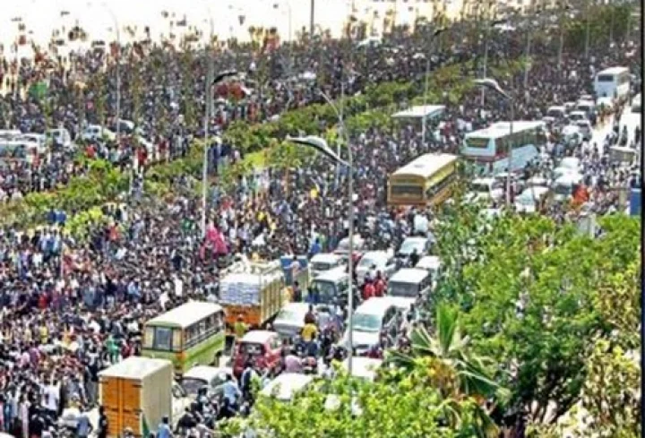 மகத்தான இந்த மக்கள் எழுச்சி தொடர  வேண்டும்