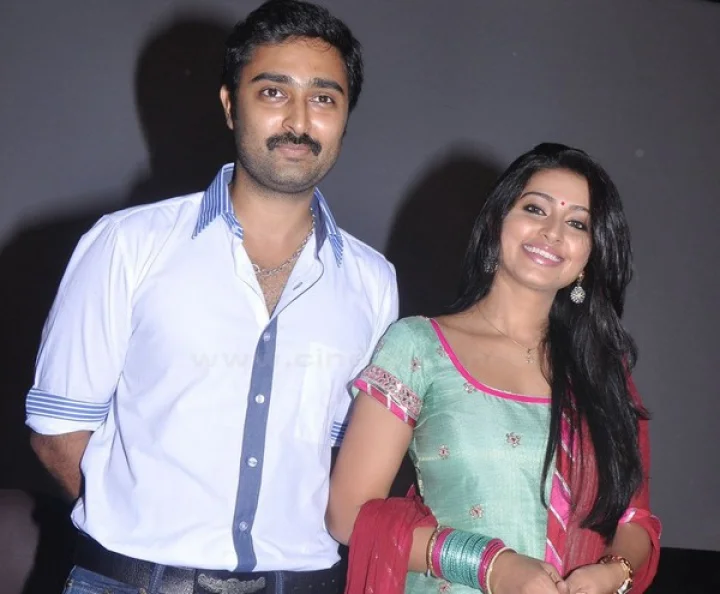 சினேகா, பிரசன்னா ஜோடி பிரிகிறதா?: மோதலுக்கு காரணம் அந்த நடிகரா?