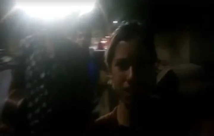 நான் உங்களுக்கு ஓட்டு போடவில்லை: போயஸ் கார்டன் எதிரே ராப் பாடல் பாடிய பெண்- வீடியோ