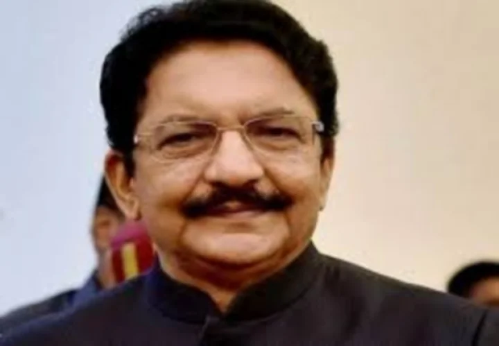 தமிழகத்தில் ஆட்சி அமைக்கப் போவது யார்? - இன்று மாலை ஆளுநர் அறிவிப்பு...