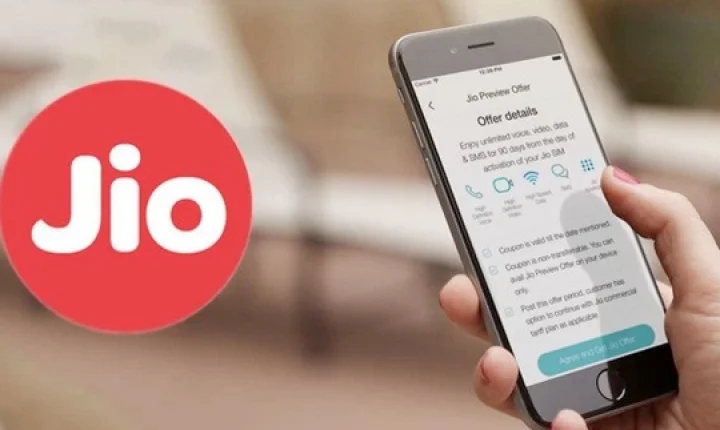 5 மாதத்தில் 100 மில்லியனை  கடந்த ஜியோ