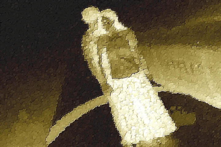 ஒரே ஆண்டில் 4 அபார்ஷன்கள். டுவிட்டரில் மோதிக்கொண்ட இரண்டு பாடகிகள்