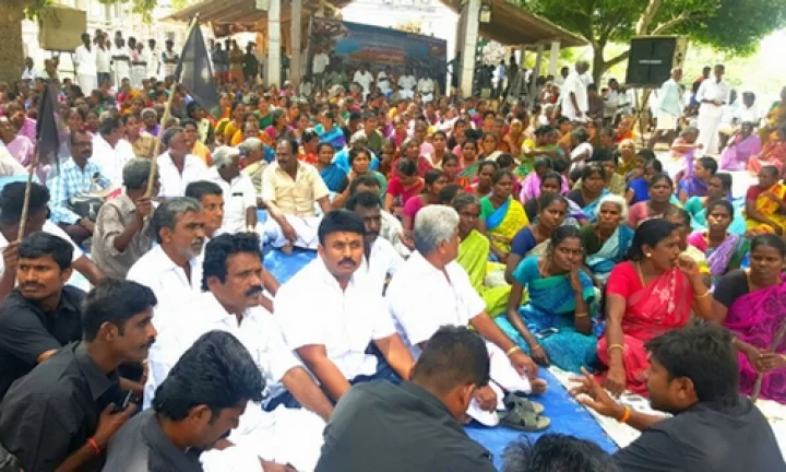 தமிழக இளைஞர்கள், மாணவர்கள் என்ன செய்து கொண்டிருக்கிறார்கள்!