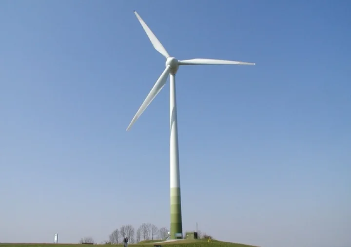 ஐபோன் விலையில், வீட்டுக்கு மின்சாரம் வழங்கும் காற்றாலை!!