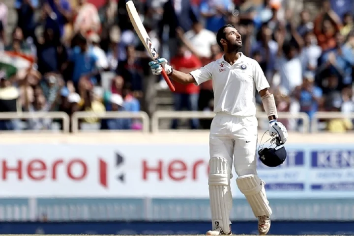 புஜாரா சதத்தால் முன்னேறும் இந்தியா