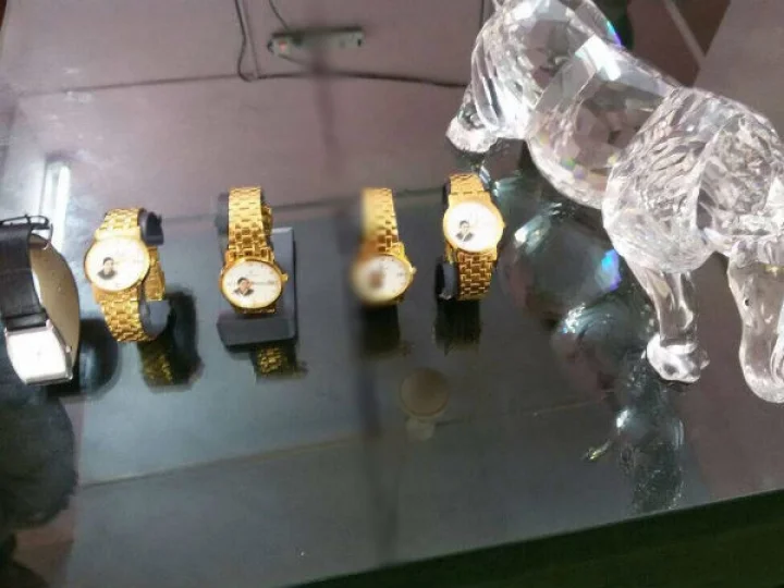 கொடநாடு பங்களாவில் கொள்ளையடித்த பொருட்கள் மீட்பு: பணம், ஆவணம் மாயம்!