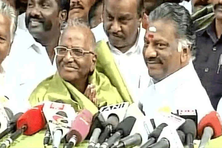 கடல் நத்தை கொடுத்து அமைச்சர் ஆனவர் தான் இவர். மதுசூதனன் சாடல்