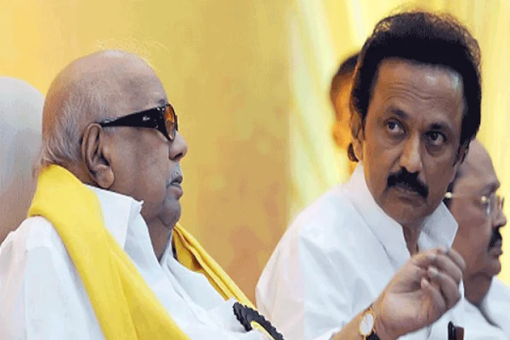 வராதவருக்கு எதுக்கு வைர விழா?? ஸ்டாலினுக்கு நெருக்கடி