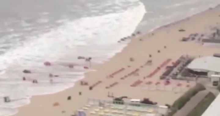 நெதர்லாந்தை தாக்கிய மினி சுனாமி: வீடியோ!!