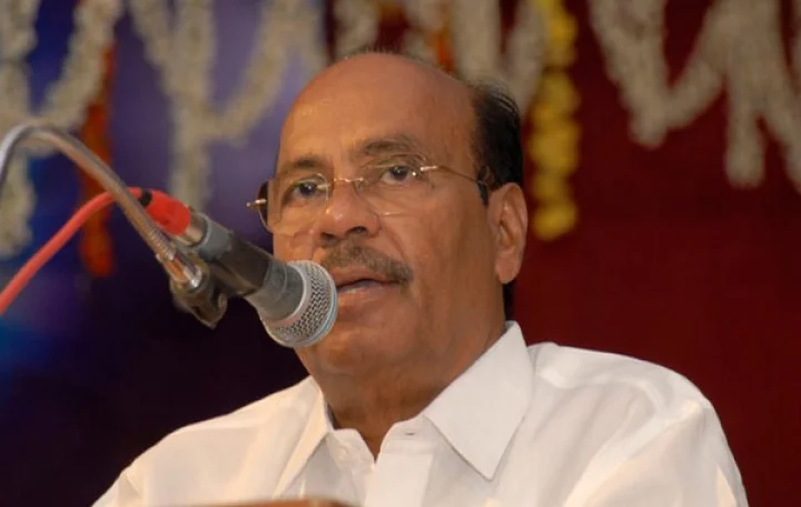 எடப்பாடி, பாஜக, மதுக்கடை - டிவிட்டரில் தெறிக்க விடும் ராமதாஸ்..