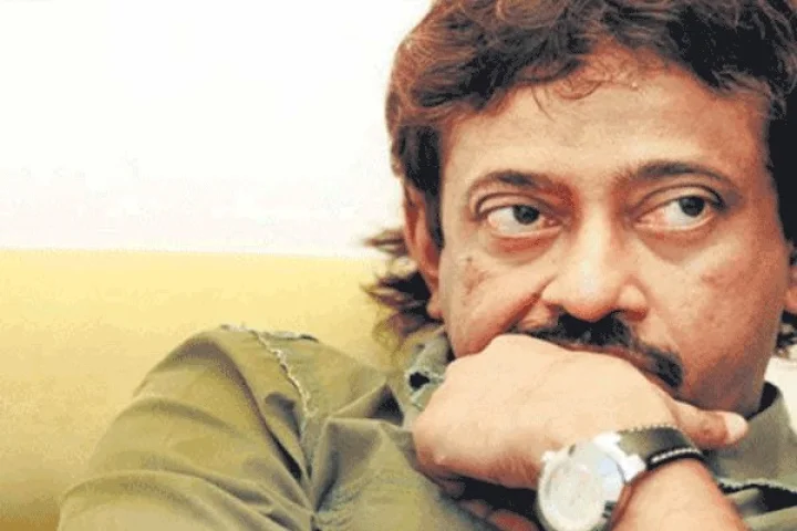 ஆபாச படங்களை வெளியிட்டு சர்ச்சையில் சிக்கிய ராம்கோபால் வர்மா....