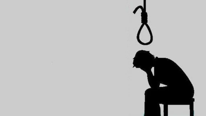 சக மாணவர்கள் முன் அவமானப்படுத்திய ஆசிரியர்; தற்கொலை செய்துக்கொண்ட மாணவன்