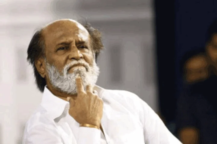 இதற்கு மட்டும் குரல் கொடுப்பீர்களா? - ரஜினியை வறுத்தெடுத்த நெட்டிசன்கள்