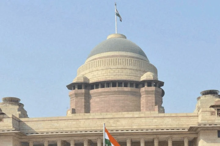 துணை குடியரசு தலைவருக்கு யார் யார் ஓட்டு போடுவார்கள்?