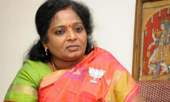 அரசுக்கு எதிராக போராடும் மாணவர்கள் தீவிரவாதிகள்; மறைமுகமாக சாடும் தமிழிசை