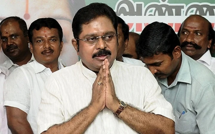 அதிமுகவின் புதிய நிர்வாகிகளை அறிவித்தார் தினகரன்