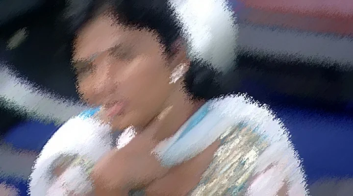 பிக்பாஸ் போலியுடன் பிரபல தொகுப்பாளர் காதல்?