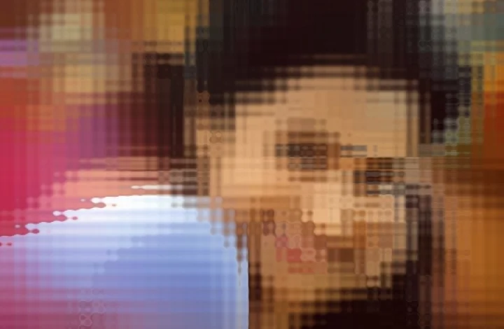 சின்ன நம்பர் நடிகையை சமாதானப்படுத்திய நடிகர்