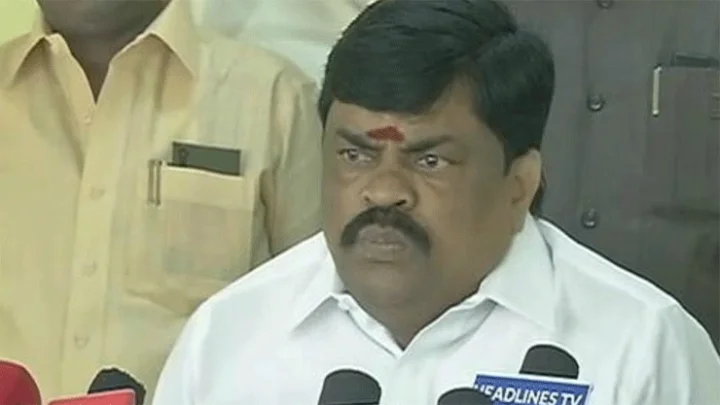 பிரதமர் மோடி என்ன பீடா விற்பவரா? அமைச்சர் ராஜேந்திர பாலாஜி