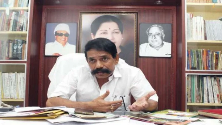 என்னை யாரும் தடுக்க முடியாது ; தொடர்ந்து பேசுவேன் - ஆவடிகுமார் அதிரடி