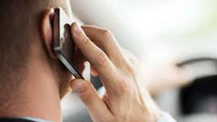 செல்போனால் திருமணமன்றே பரிதாபமாக உயிரிழந்த மணமகன்