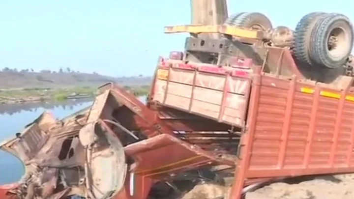 மேம்பாலம்
