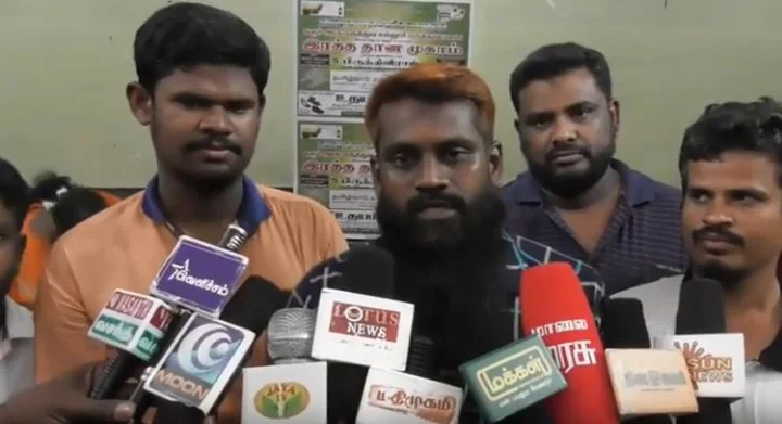 மனிதநேயத்திற்கு உயிரோட்டம் கொடுக்கும் வகையில் இஸ்லாமியர்களின் இரத்த தான நிகழ்ச்சி