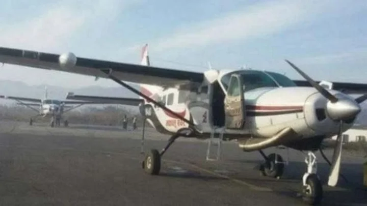 மோசமான வானிலை - விமான விபத்தில் 2 பைலட்டுகள் பலி