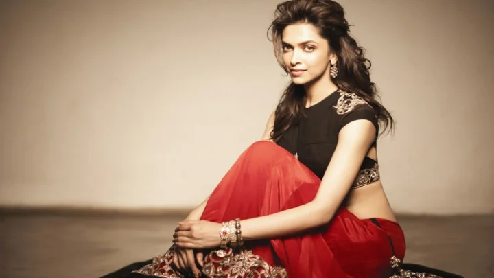 பட வாய்ப்பு இல்லாமல் திண்டாடும் தீபிகா படுகோனே!