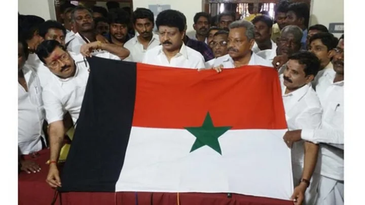 திவாகரன்