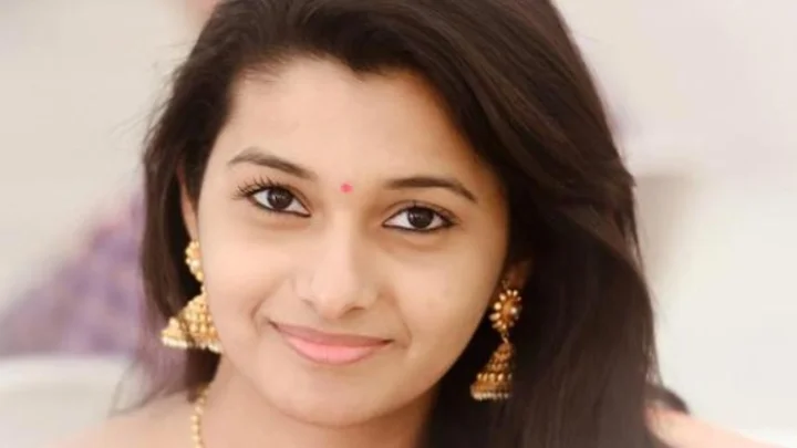 விஜய் பாராட்டியதால் சந்தோஷத்தில் துள்ளி குதிக்கும் மான் பட நடிகை