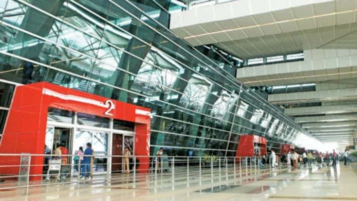 டெல்லி விமான நிலையம்