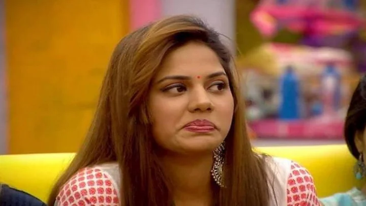 Shariq question made Aishwarya shock