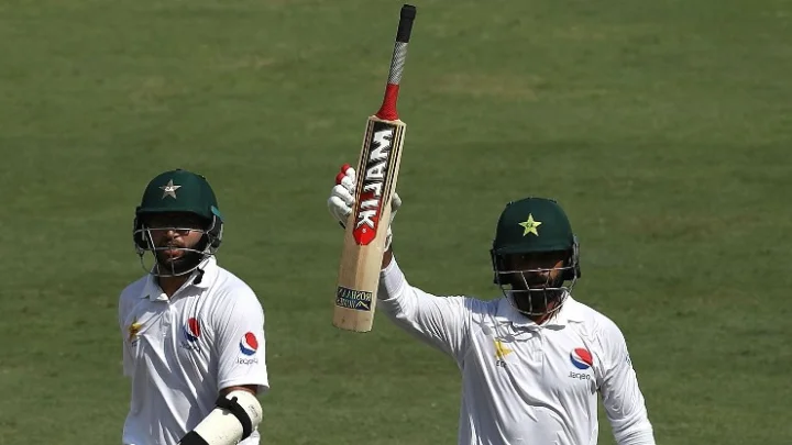 இரண்டாண்டுகளுக்குப் பிறகு ஹஃபீஸ் சதம் –பாகிஸ்தான் நிதானத் தொடக்கம்