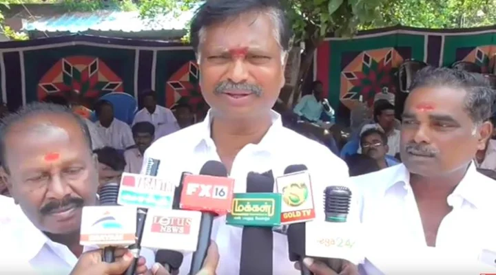 5 அம்ச கோரிக்கையை வலியுறுத்தி விஸ்வகர்மா சமூகத்தினர் போராட்டம்