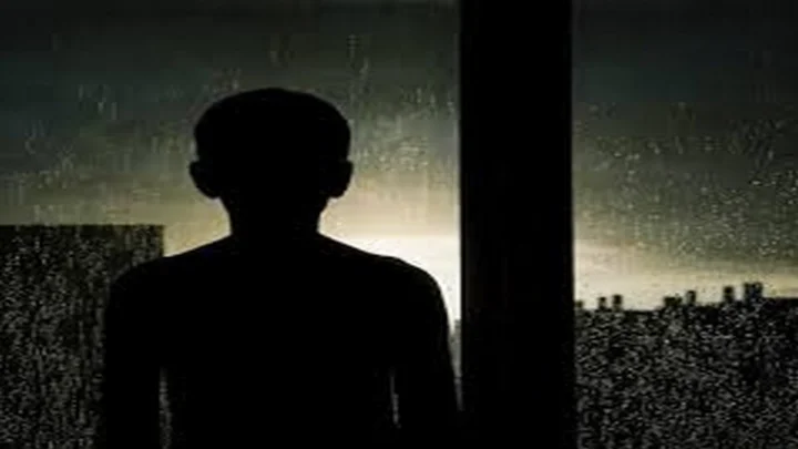 நகராட்சி ஆணையரின் தொல்லையால் டிரைவர் தற்கொலை