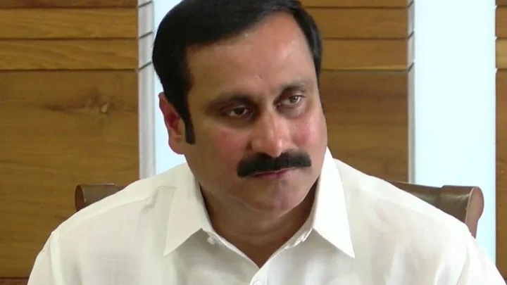 விஜய்க்கும், விஷாலுக்கும் சமூக அக்கறையே இல்லயா? ராமதாஸ் கடும் தாக்கு