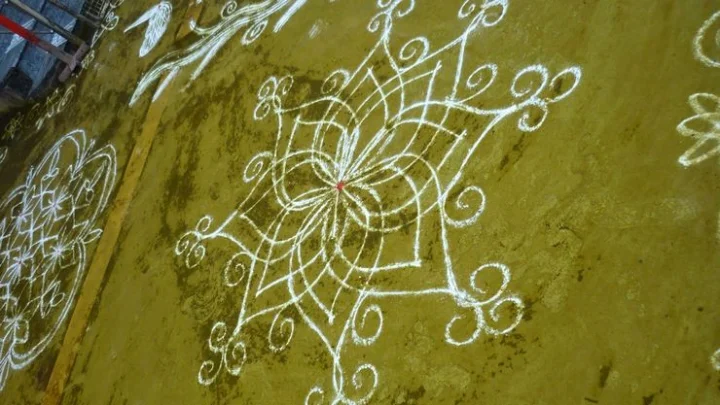 கோலங்கள்