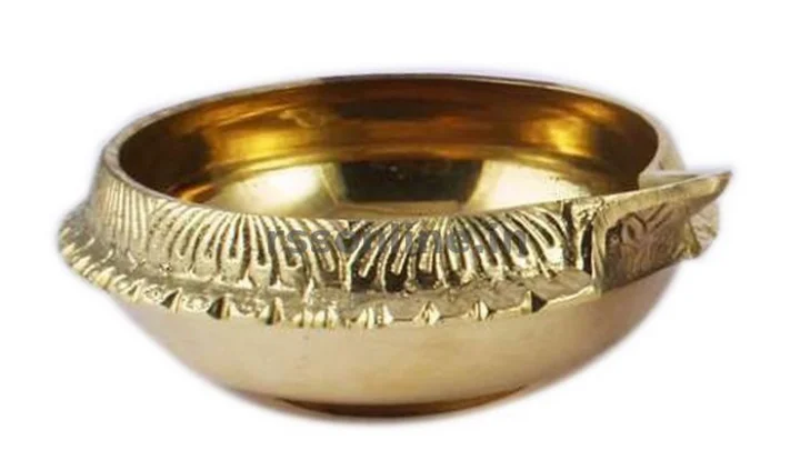 குபேர விளக்கை எந்த கிழமை